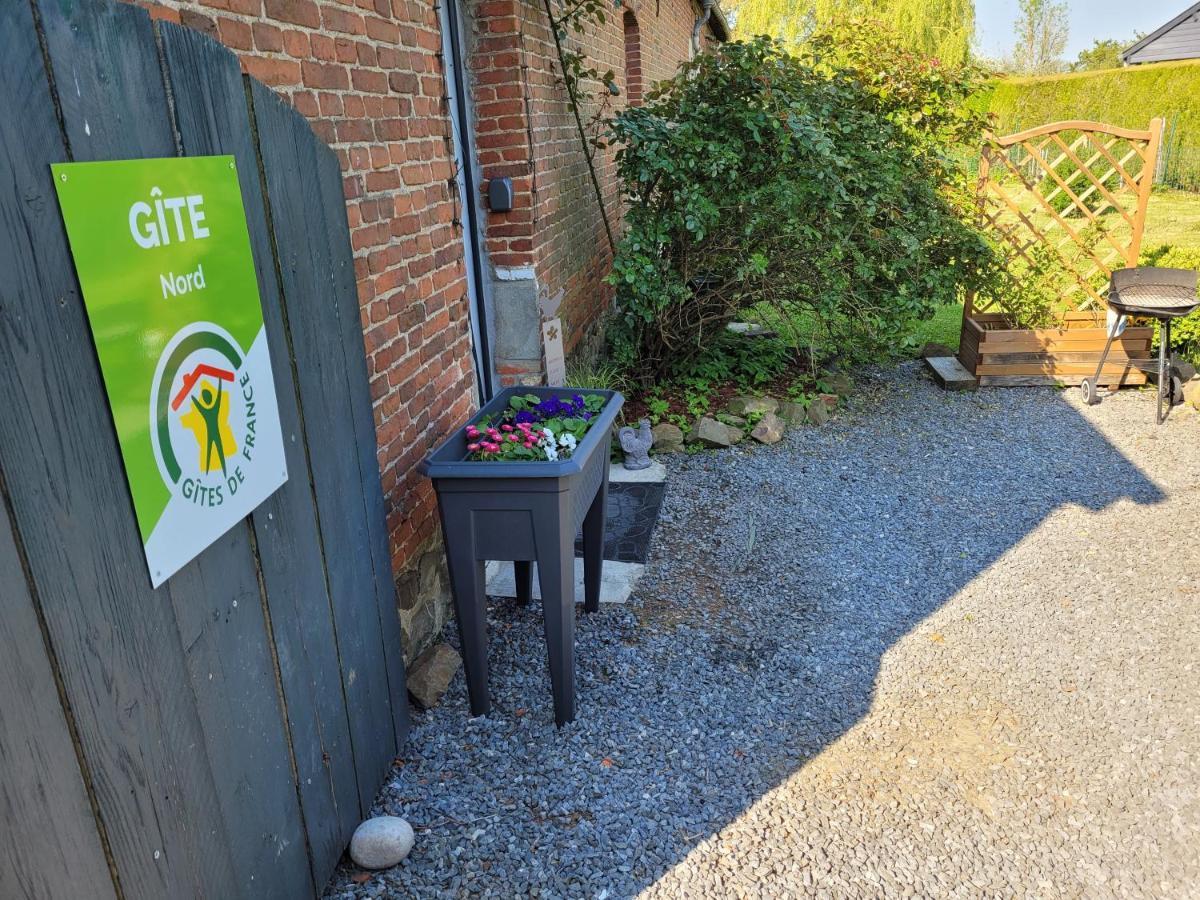 Apartamento Bienvenue du côté de chez nous Wignehies Exterior foto