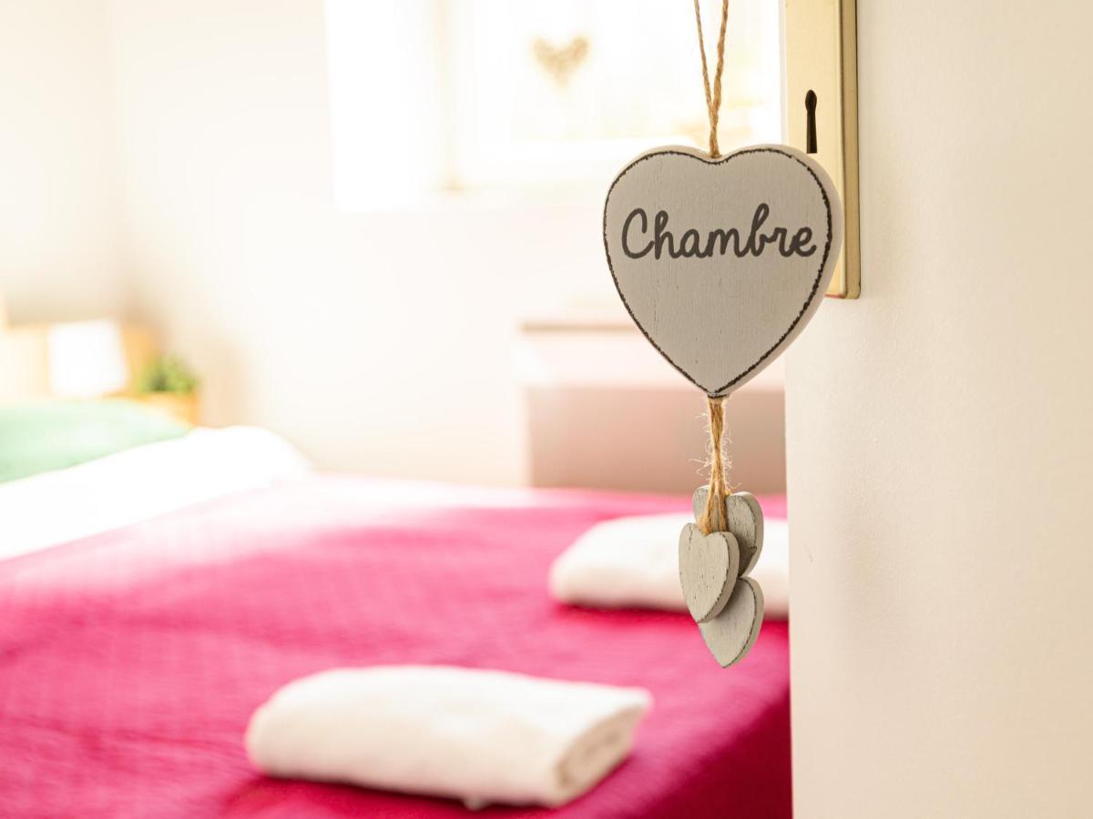 Apartamento Bienvenue du côté de chez nous Wignehies Exterior foto