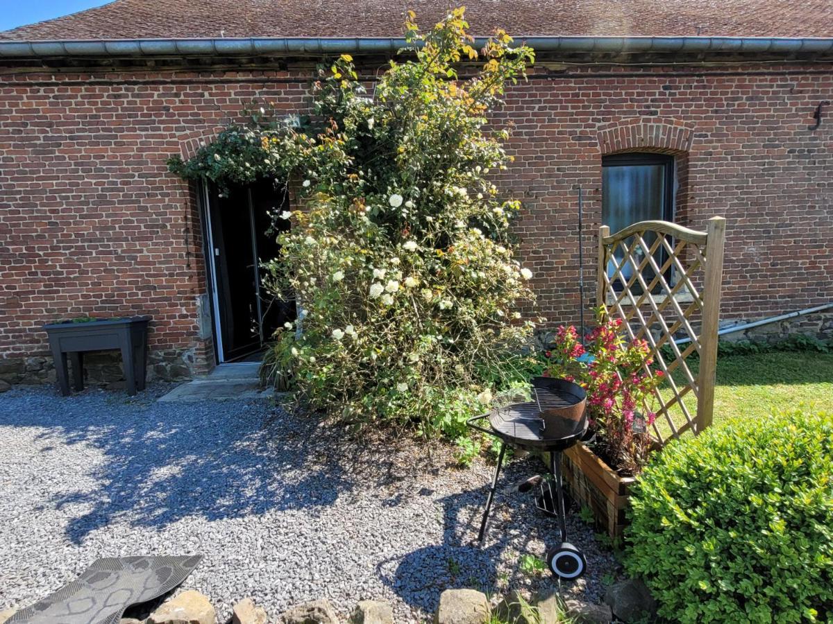 Apartamento Bienvenue du côté de chez nous Wignehies Exterior foto