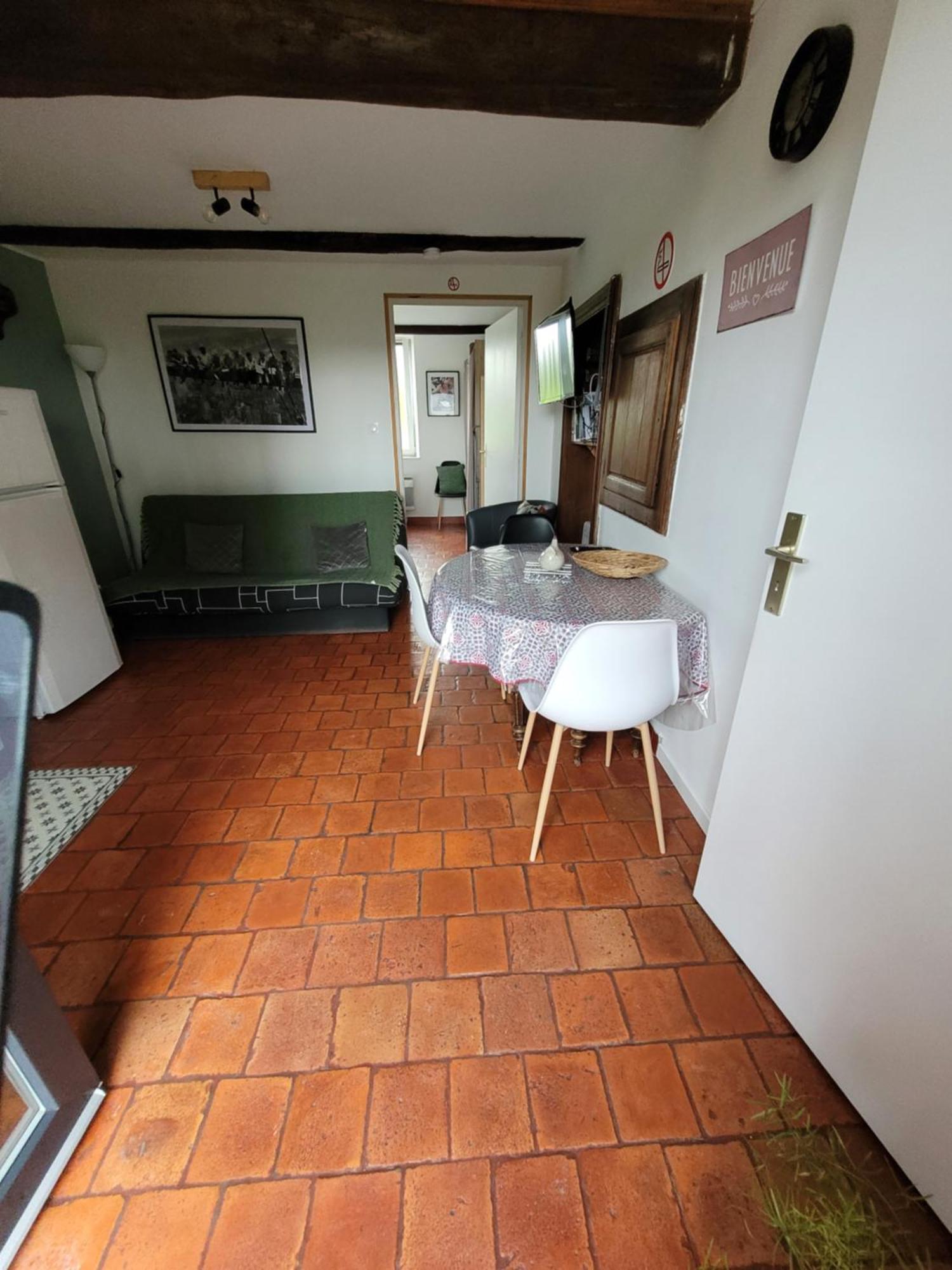 Apartamento Bienvenue du côté de chez nous Wignehies Exterior foto